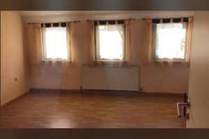 Schöne und möblierte WG Zimmer ab sofort zu Vermieten  – Baacher Hauptstraße 28, 71364 Winnenden – Vorschaubild 2