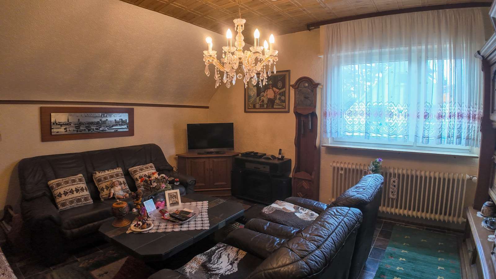 Investieren in Lage und Potenzial – Zweifamilienhaus in Gartenstadt, Mannheim – Bild 4