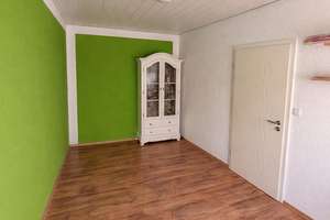Gepflegtes Reihenmittelhaus mit 4 Zimmern in Köln-Eil – Die vollständige Adresse der Immobilie erhältst du vom Anbieter., 51145 Eil, Köln – Vorschaubild 4