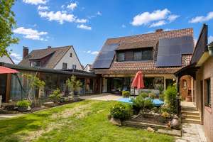 *Wohnen wo andere Urlaub machen*Gartenparadies *Pool* Solaranlage* – Die vollständige Adresse der Immobilie erhältst du vom Anbieter., 67122 Altrip – Vorschaubild 1