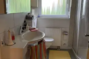 Geräumiges, preiswertes 9-Zimmer-Einamilienhaus mit Einliegerwohnung in FDS – Freudenstadt (Kreis) – Vorschaubild 19