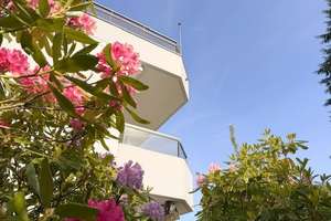 Sonniges Juwel in Blankenese: Gepflegte 3-Zimmer-Wohnung mit Süd-Balkon und Tiefgarage – Die vollständige Adresse der Immobilie erhältst du vom Anbieter., 22587 Blankenese, Hamburg – Vorschaubild 1