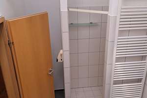 Modernes Haus mit Garten, Garage & Einbauküche – Glasfaser & Terrasse! – Bielefelder Straße 104, 65931 Zeilsheim, Frankfurt am Main – Vorschaubild 5