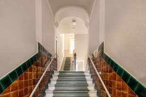 Kapitalanlage im klassischen Altbau in grüner Lage von Tempelhof – Die vollständige Adresse der Immobilie erhältst du vom Anbieter., 12103 Tempelhof, Berlin – Vorschaubild 2
