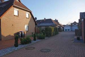 Eine interessante Investition? Doppelhaushälfte im Bungalowstil - dauerhaft vermietet! – Die vollständige Adresse der Immobilie erhältst du vom Anbieter., 26434 Wangerland – Vorschaubild 2