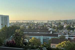 3-Zi.-Wohnung mit Balkon, Nolte EBK, TG Stellplatz in Neu-Ulm (vollständig renoviert) – Breslauer Straße 10, 89231 Neu-Ulm – Vorschaubild 2