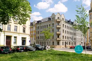 !! Nachmieter gesucht !! Moderne 3 Raum DG-Whg. mit Balkon, Aufzug und tollem Bad in C-Bernsdorf – Stadlerstraße 13, 9126 Chemnitz – Vorschaubild 1
