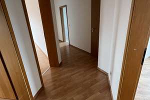 Große Helle 3 Zimmer Dachgeschoss Wohnung im Hopfengarten – 39120 Hopfengarten, Magdeburg – Vorschaubild 4