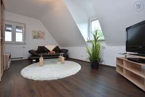 Sonnige, sehr schöne und modern möblierte Wohnung in Stuttgart Wangen – Die vollständige Adresse der Immobilie erhältst du vom Anbieter., 70327 Wangen, Stuttgart – Vorschaubild 10
