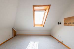 Schönes Familiendomizil mit Vollkeller und Garage - ein Haus mit Charme in einem Ort mit Charakter – Die vollständige Adresse der Immobilie erhältst du vom Anbieter., 24809 Nübbel – Vorschaubild 14