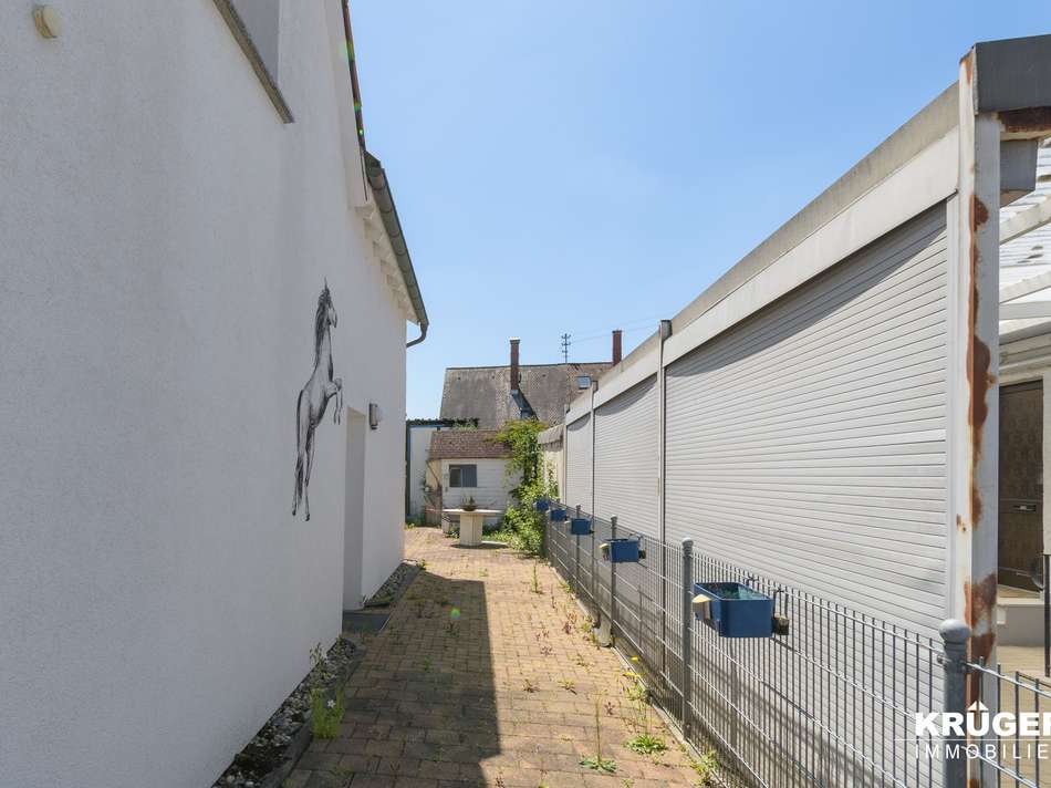 Zugangsweg Haus