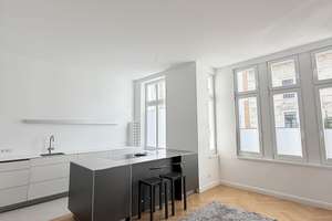 Lichtdurchflutete Altbauwohnung mit Fischgrät-Parkett & Balkon  / Lorettoviertel   – 40219 Unterbilk, Düsseldorf – Vorschaubild 6