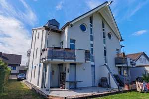 Sehenswertes Mehrfamilienhaus in ruhiger Lage – Die vollständige Adresse der Immobilie erhältst du vom Anbieter., 55278 Ludwigshöhe – Vorschaubild 1