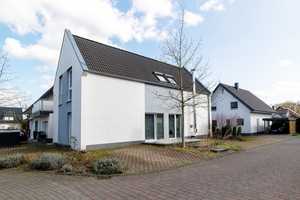 Zukunftsorientiertes Wohnen: Einfamilienhaus in Passivhausbauweise mit offenem Raumkonzept in Melle – Osnabrück (Kreis) – Vorschaubild 1