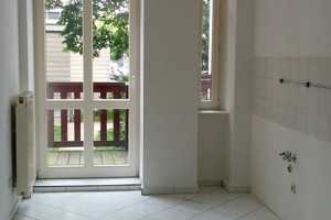 Gepflegte 3-Zimmer-Hochparterre-Wohnung mit Balkon in wunderschönem Altbau – Shakespearestraße 5, 4107 Leipzig – Vorschaubild 8