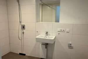 1-Zimmer-Apartment mit Balkon Küche und Aufzug in Erlangen – Paul-Gossen-Straße 117a, 91052 Rathenau, Erlangen – Vorschaubild 5