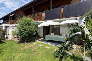 Provisionsfrei - Renovierte 3-Zimmer-Maisonette mit großem Garten und Kamin