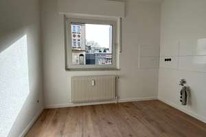 3-Raumwohnung in zentraler Lage von Oberhausen – Falkensteinstraße 148, 46047 Borbeck, Oberhausen – Vorschaubild 7