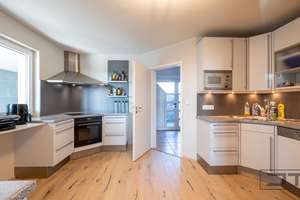 Bindlacher Bestlage mit einzigartigem Fernblick: Stilvoll modernisiertes 2001er EFH mit ELW & Pool! – Die vollständige Adresse der Immobilie erhältst du vom Anbieter., 95463 Bindlach – Vorschaubild 19
