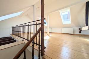 MG-Eicken: Besondere  Wohnung mit Empore und Balkon – Marienkirchstraße 1, 41061 Eicken, Mönchengladbach – Vorschaubild 10