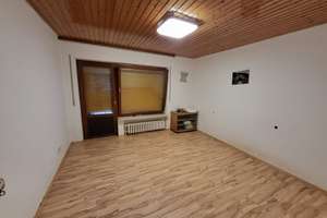 Sehr geräumiges Zweifamilienhaus mit Einliegerwohnung und Ausbaureserve! – Die vollständige Adresse der Immobilie erhältst du vom Anbieter., 35460 Staufenberg – Vorschaubild 9