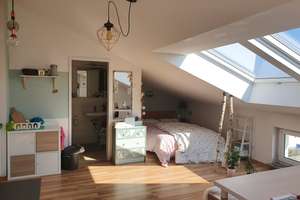 Helles 1-Zimmer Apartment mit eigener Dachterrasse und Blick auf die Berge