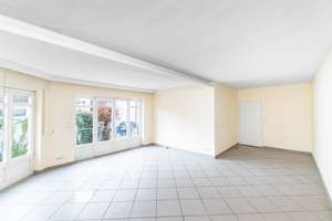 Wohnen mit Charakter: Zweifamilienhaus mit Gartenparadies und Gestaltungsfreiheit in Dreieich – Die vollständige Adresse der Immobilie erhältst du vom Anbieter., 63303 Dreieich – Vorschaubild 5