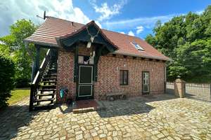 Ihr Rückzugsort im Grünen - Einfamilienhaus mit Einliegerwohnung, Wildkammer und Pool – Groß Quassow 25b, 17237 Userin – Vorschaubild 9