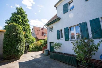 Grüne Oase in Potsdam – Einfamilienhaus mit Garten, Balkon und viel Raum für Ihre Ideen