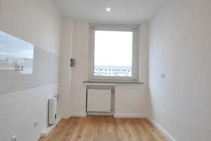 komplett sanierte Eigentumswohnung mit großem Balkon und Garage – Neanderstrasse 18, 30165 Vahrenwald, Hannover – Vorschaubild 3