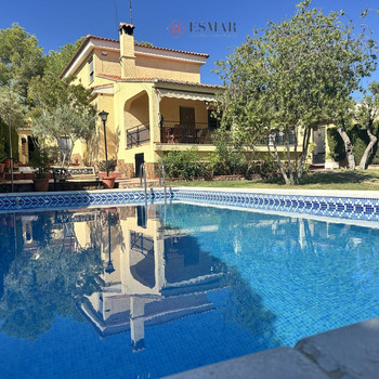 Villa zum Verkauf in Urb. Montes del Palancia, 5 Schlafzimmer.