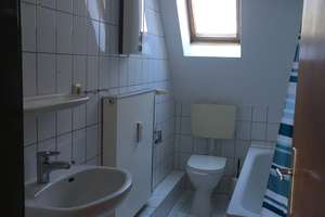 Helle 2-Zimmer-Nichtraucher- DG-Wohnung  in Bottrop-Fuhlenbrock – Herderstr. 37, 46242 Fuhlenbrock, Bottrop – Vorschaubild 10