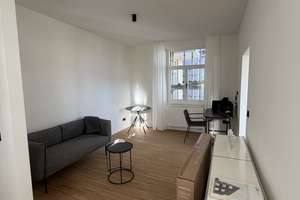 Urban Living Stuttgart-Mitte – möblierte 2,5-Zimmer-Altbauwohnung mit Balkon & Designausstattung – Paulinenstraße 14-16, 70178 Karlshöhe, Stuttgart – Vorschaubild 6