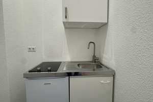 Schlüterstraße | saniertes - helles - 1 - Zimmer Apartment mit Balkon 2.OG – Schlüterstraße 80, 10625 Charlottenburg, Berlin – Vorschaubild 3