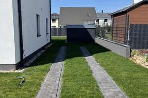 Ruhig & modern: Neubau-Doppelhaus mit Garten in Rousseau-Park – Burgundstraße 22, 14974 Ludwigsfelde – Vorschaubild 2