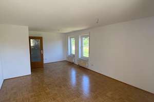 Frei ab 1.11.26  - Bad mit Wanne+Dusche+Fenster / Garage u.v.m. – Am Sportplatz 4, 9244 Lichtenau – Vorschaubild 2