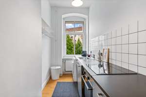 Zeitloser Altbaucharme in Friedrichshain: Bezugsfreie 2-Zimmer-Wohnung im beliebten Nordkiez – 10247 Friedrichshain, Berlin – Vorschaubild 5