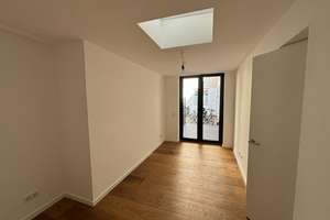STYLISCHES LOFT in Nippes - hochwertige Ausstattung - 5m Deckenhöhe – Florastraße 92, 50733 Nippes (Ortsteil), Köln – Vorschaubild 9