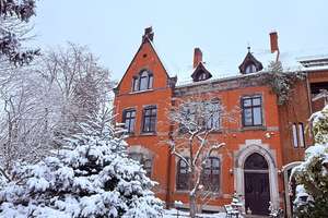 Hannoversche Pracht & Moderner Luxus: Repräsentatives Stadtherrenhaus in Ricklingen