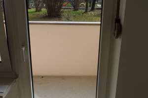 Gepflegte 1-Raum-EG-Wohnung mit Balkon und Einbauküche in München-Milbertshofen – Graf-Konrad-Strasse 19, 80809 Am Riesenfeld, München – Vorschaubild 3