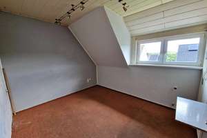 Ruhe und Platz, auch für 2 Generationen: Ein-/Zweifamilienhaus mit Doppelgarage in Warstein!
 – Die vollständige Adresse der Immobilie erhältst du vom Anbieter., 59581 Warstein – Vorschaubild 14