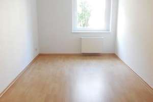3 Zimmer im Erdgeschoß – Erzbergerstraße 9, 6847 West, Dessau-Roßlau – Vorschaubild 4