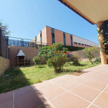 Chalet zu verkaufen in Moraleja de Enmedio