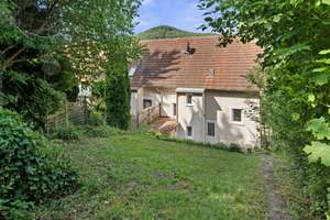 Charmante Doppelhaushälfte mit schöner Aussicht  – Die vollständige Adresse der Immobilie erhältst du vom Anbieter., 72461 Albstadt – Vorschaubild 4