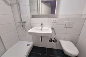 **Modernisierte 1-Zi.-Whg. mit EBK, Balkon und Stellplatz** – Die vollständige Adresse der Immobilie erhältst du vom Anbieter., 70199 Südheim, Stuttgart – Vorschaubild 5