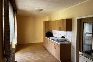 Achtung Schnäppchen: Großes Wohnhaus mit schönem Grundstück, auch für zwei Familien nutzbar! – Die vollständige Adresse der Immobilie erhältst du vom Anbieter., 4654 Eulatal – Vorschaubild 5
