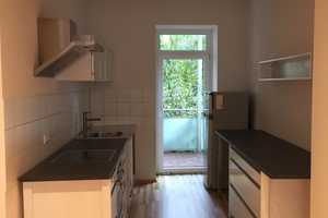 Stilvolle 2-Zimmer-Wohnung mit großer Wohnküche & grünem Balkon – Hannover – Vorschaubild 3