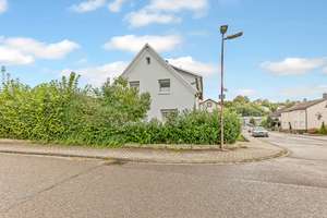 Leben, Wohnen, Wohlfühlen – Doppelhaushälfte mit großem Garten – Die vollständige Adresse der Immobilie erhältst du vom Anbieter., 76703 Kraichtal – Vorschaubild 2