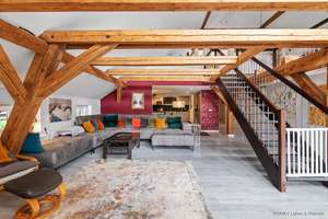 Mehrgenarationenhaus / Ferienhaus / Seminarhaus
Renoviert mit 3 Wohnungen / 686m² Wohfläche / Aufzu – Die vollständige Adresse der Immobilie erhältst du vom Anbieter., 84072 Au in der Hallertau – Vorschaubild 7