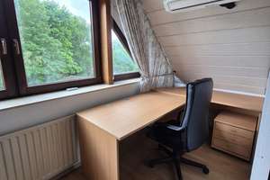 Schön,  gehobene 2 - Zimmer DG - Wohnung mit Klimaanlage, komplett möbliert in Oberhausen/ Biefang – Dienststraße 141, 46149 Holten, Oberhausen – Vorschaubild 7